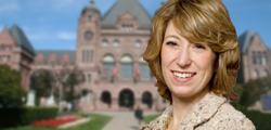 Photo of Hon. Laurel Broten, Minister of Children and Youth Services